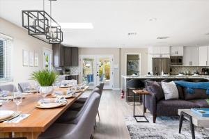 Pickleball-Basketball-HeatedPool-Games-2MasterBRs