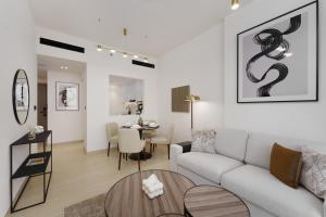 Experience Serenity at Binghatti Crest in JVC