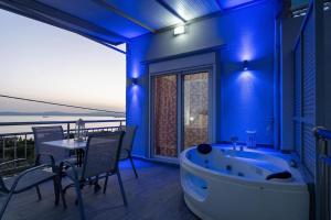 Horizon Heights Dusk