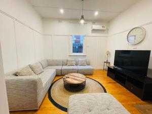 D114 Victorian Central Stay