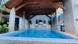 D Square Tagaytay - Malabag