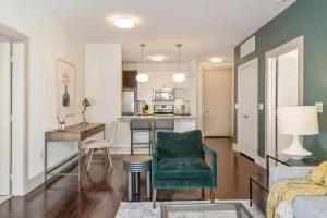 Landing at 99 Front - 2 Bedrooms in Downtown Memphis - West Memphis