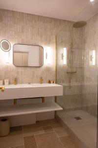 Hotels Lou Cagnard : photos des chambres