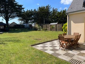 Maisons de vacances Le 4 Maison de charme proche de la plage wifi : photos des chambres