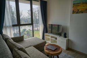 Modern 2-bedroom Apartments Garden view in Skypark Laguna Bang Tao