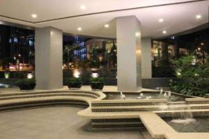 Solana in Avant BGC parking with fee