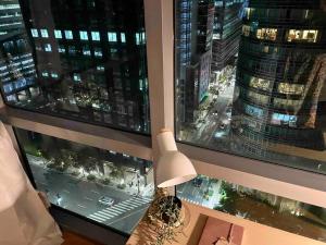 Tarzan in the City! in Avant BGC parking with fee