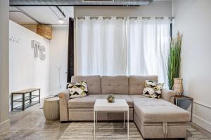 Heart of Traverse City AC Beach ADA Compliant Downtown