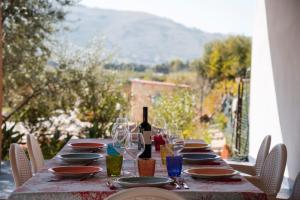 La Giara - Villa with Swimming Pool and Parking