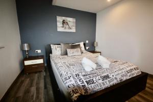 Luxury Pamper Home Hot Tub & Sauna Ladies Retreat