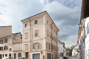 Room45 appartamento in centro a Gradisca - Dobrovo