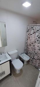 Luminoso y excelente ubicación con cochera