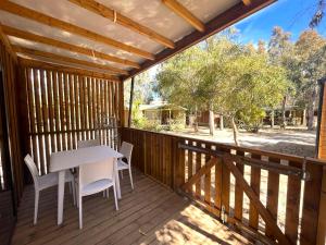 Complexes hoteliers Camping La Pinede : photos des chambres