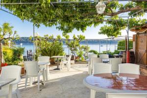 Apartments Jurica - Sea View & Boat Mooring