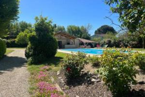 Villas Belle dependance avec piscine : photos des chambres