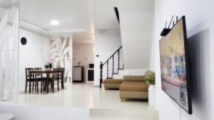 Bann Sawasdee Donmueng- Saimai หลังใหญ่ ฟรี wifi
