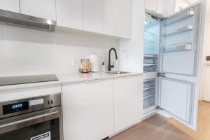 Luxurious condo downtown