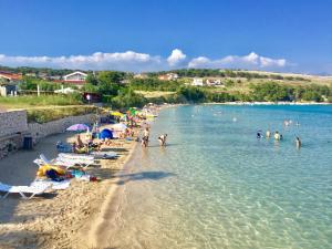 Sea View Apartments Nini