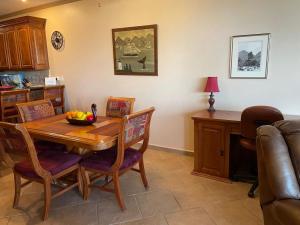 Casa Blanca D302 Pet Friendly Ocean View Get-a-Way