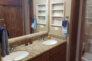 Casa Blanca D302 Pet Friendly Ocean View Get-a-Way