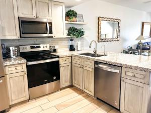 Princesa A101 Fresh Remodel, Directly on the Beach