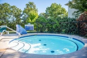 Palace View Heights by Spinnaker