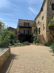 MAs en pierre 17ème piscine exposition sud proche uzès - Aubussargues