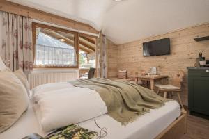 Double Room with Mountain View room in Brückenhof
