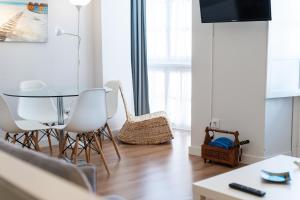 Carla,centro Llanes a 350m playa VUT-4340-AS