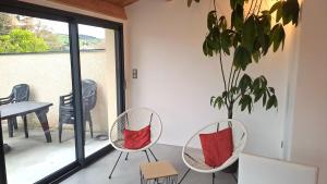 Maison centre de Saugues avec terrasse et terrain