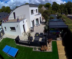 Maisons de vacances Maison 10 pers avec piscine chauffee et spa : photos des chambres