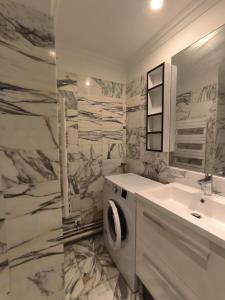 Appart résidence accès direct à la plage avec terrasse jardin