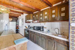 Rosarito Beach Home in Las Gaviotas with Ocean Views