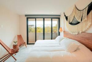 Amazing and central new condo 2 bedroom La Veleta