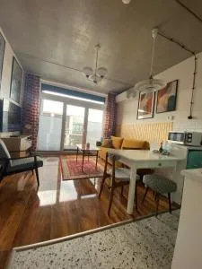 Lux Lotnisko - Samotwór