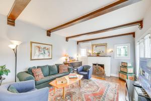 Classic Los Angeles Home 2 Blocks to Melrose Ave! - Case vacanza, Los Angeles
