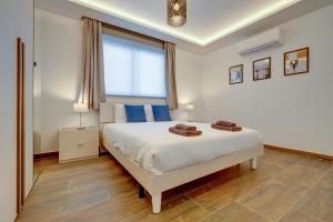 Idyllic Apartment Valletta and Harbour Views by Buena Vista