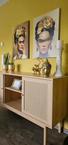 Elegant Apartment with Direct River View, Balcony and Parking in Bernkastel-Kues