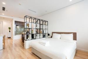 The Rixx Ben Thanh Tower - The One Saigon