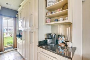 Steps from Gulf: Freeport Home w Water Views