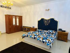 Tranquil Haven King Bed Ensuite Fully Furnished Bedroom