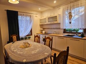 Lubię Nic przytulny dom z basenem