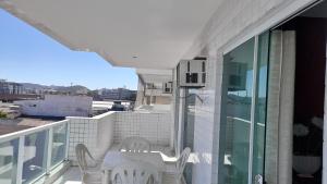 Apartamento com piscina Braga Cabo Frio