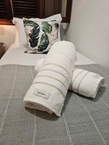 Aconchegante suite privativa com garagem, piscina e sauna