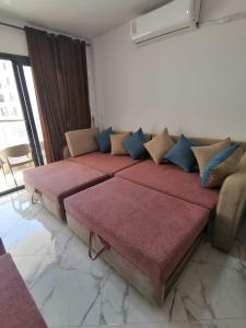 شالية غرفة ورسيبشن وحمام ومطبخ عمارة 4 الدور الأول