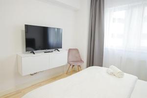 Himson-Grey Apartment