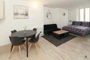 Appartements La residence Jeanne d'Arc 1 , Troyes - France : photos des chambres