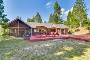 Authentic North Fork Cabin with Dock and Private Deck! - North Fork