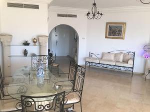 Maison pied dans leau à résidence Jinène Hammamet