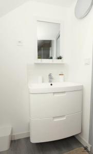 Appartements La residence Jeanne d'Arc 6, Troyes - France : photos des chambres